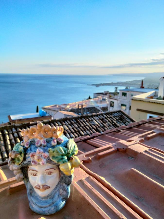 Taormina Center Private Apartments By Fragranza Di Sicilia Bagian luar foto