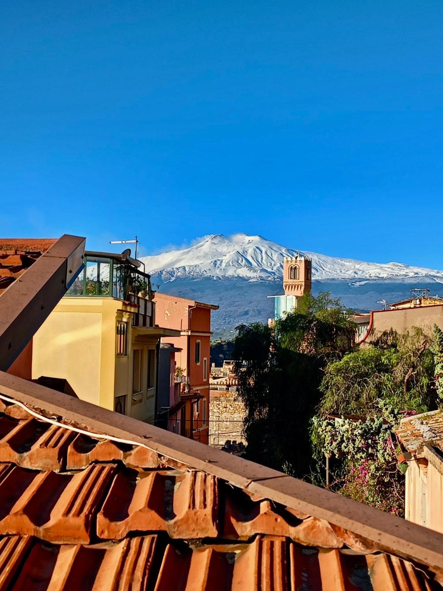 Taormina Center Private Apartments By Fragranza Di Sicilia Bagian luar foto